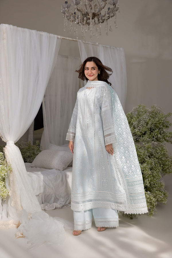 DESIGN 7A LUXURY LAWN 2025